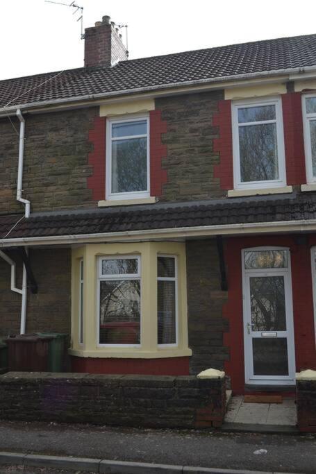 Entire 3 Bedroom House Near Caerphilly Station Zewnętrze zdjęcie
