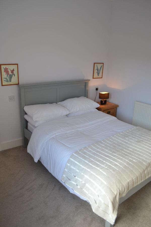 Entire 3 Bedroom House Near Caerphilly Station Zewnętrze zdjęcie